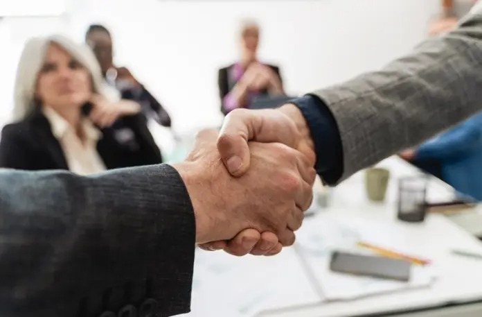 Cómo negociar con sindicatos en la implementación de planes de igualdad